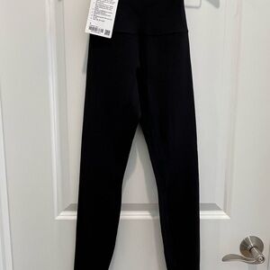 Lululemon Athletica Black Align No Line HR 28 inch Pants Size 0. NWTO